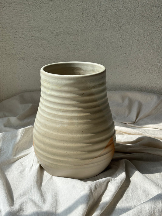 One of a kind vase - Silky White