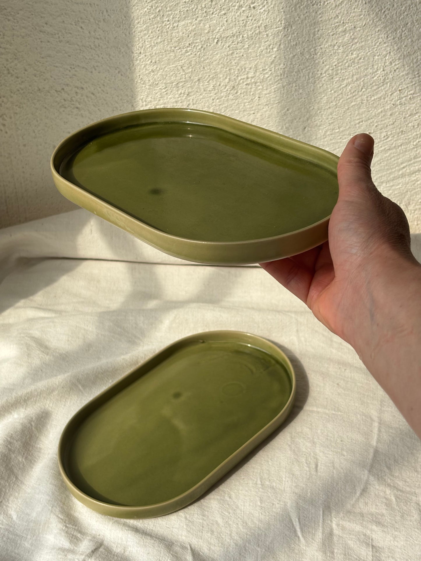 Oval Plate - Olive Green