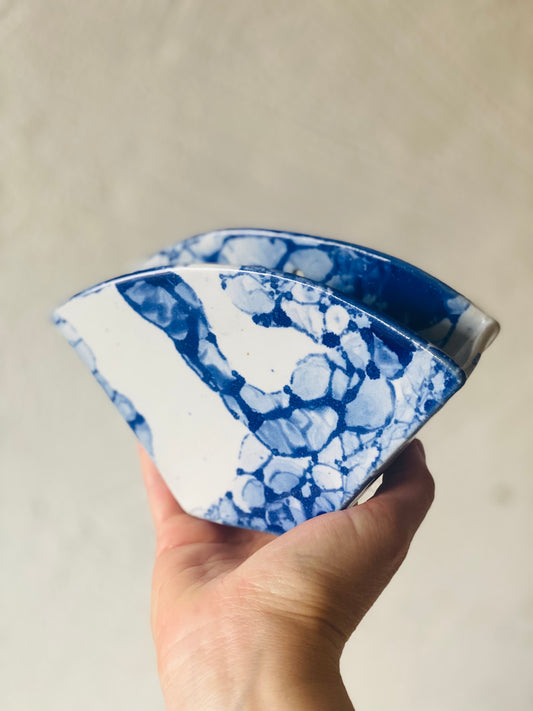 Coffee Filter Holder - Bubbly Blue