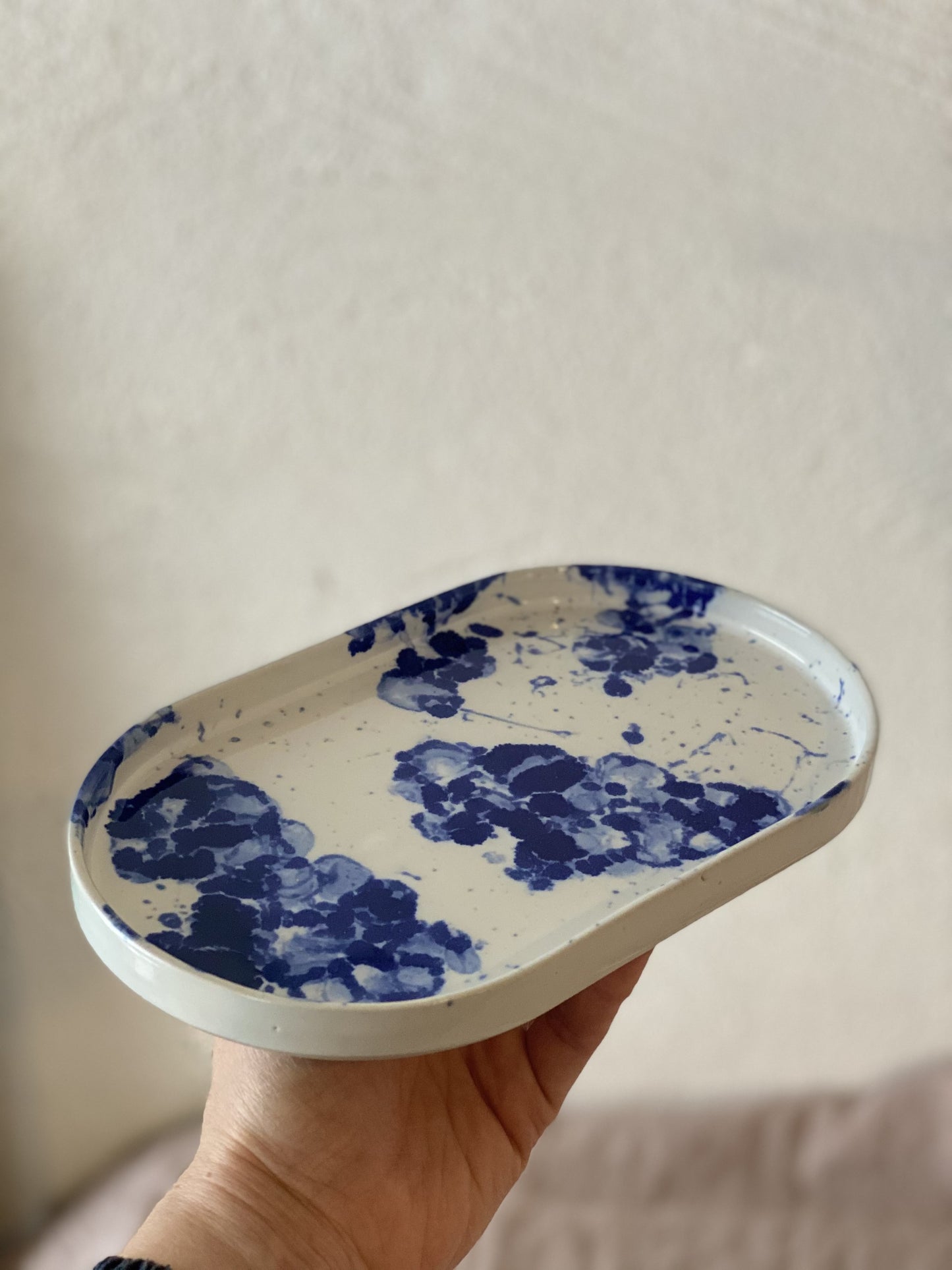 Oval Plate - Bubbly Blue