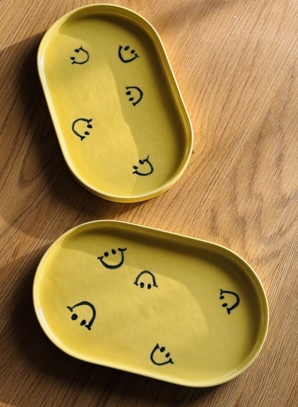 Oval Plate - Smiley